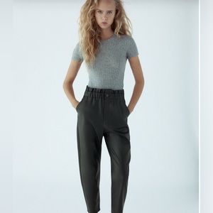 Zara FAUX LEATHER BAGGY PANTS. ( New, Never used)